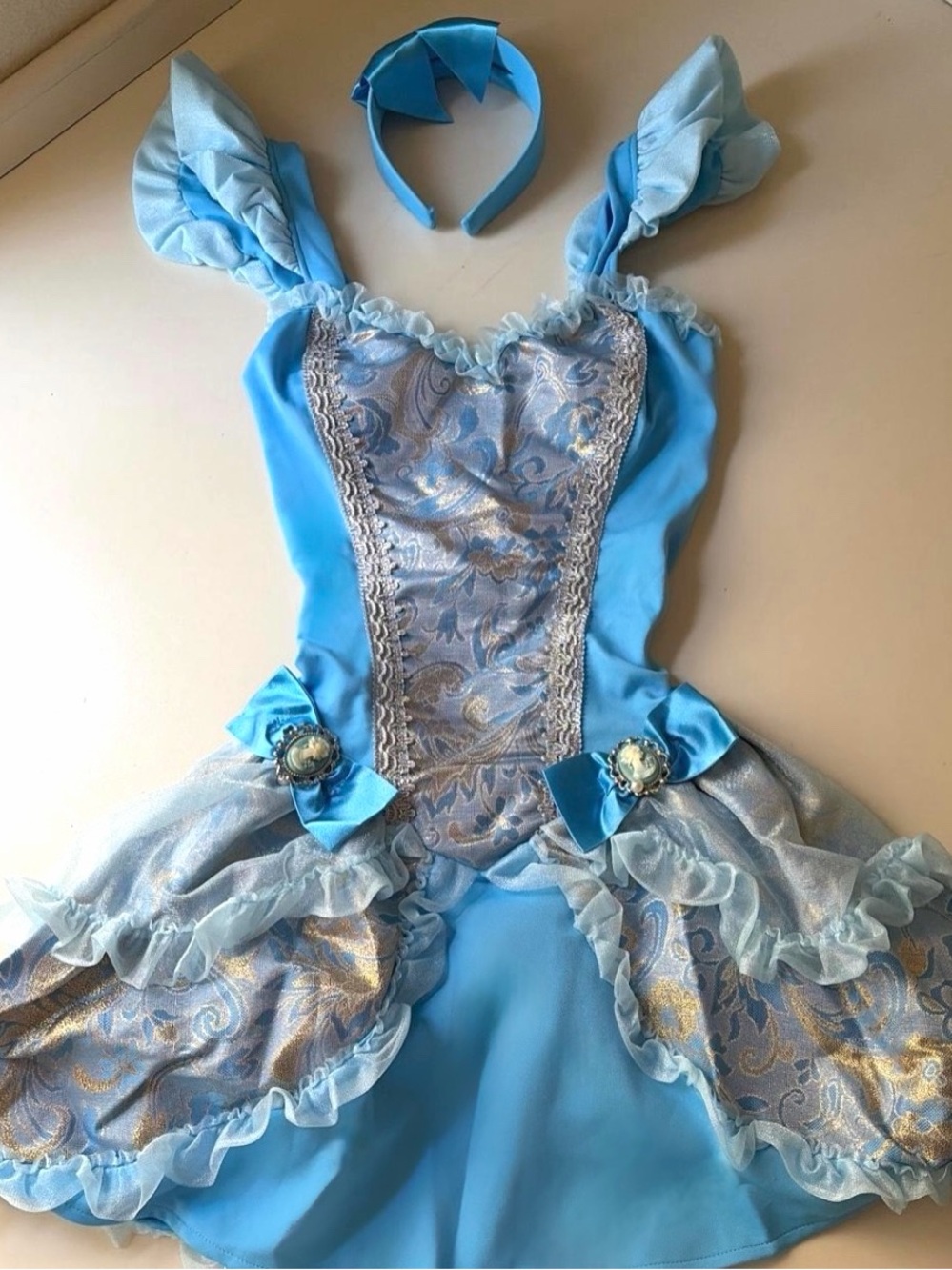 Vintage 2000s Princess Cinderella Halloween Costume